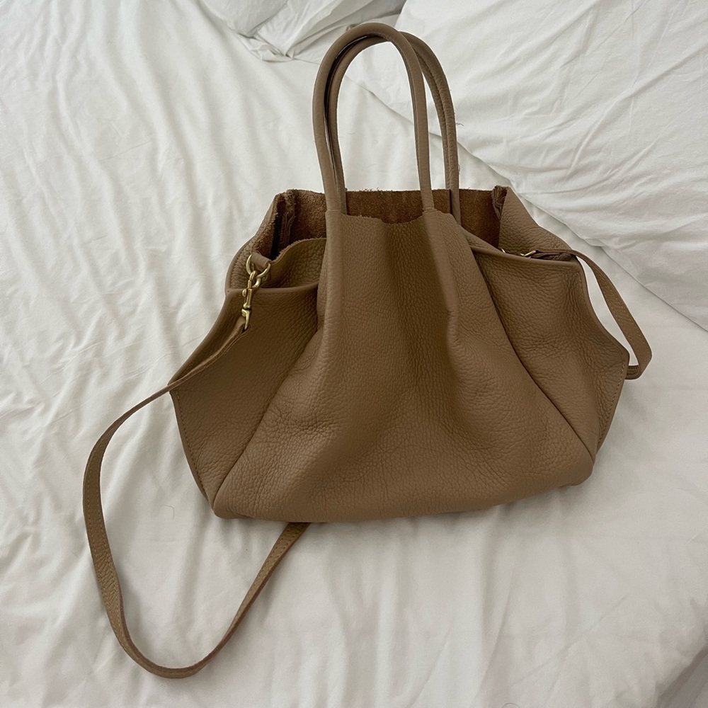Leather bag